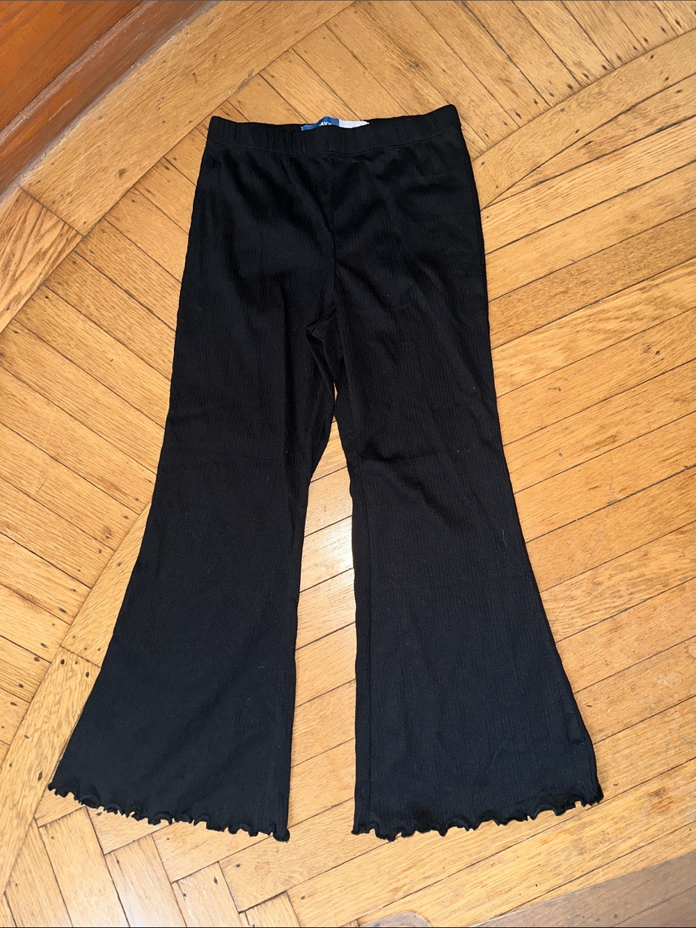 Old Navy Black Ribbed Flared Leggings for Kids. NWOT